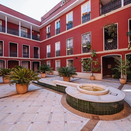 Lirio Suite Apartment - Private Parking Included Sevilha Exterior foto