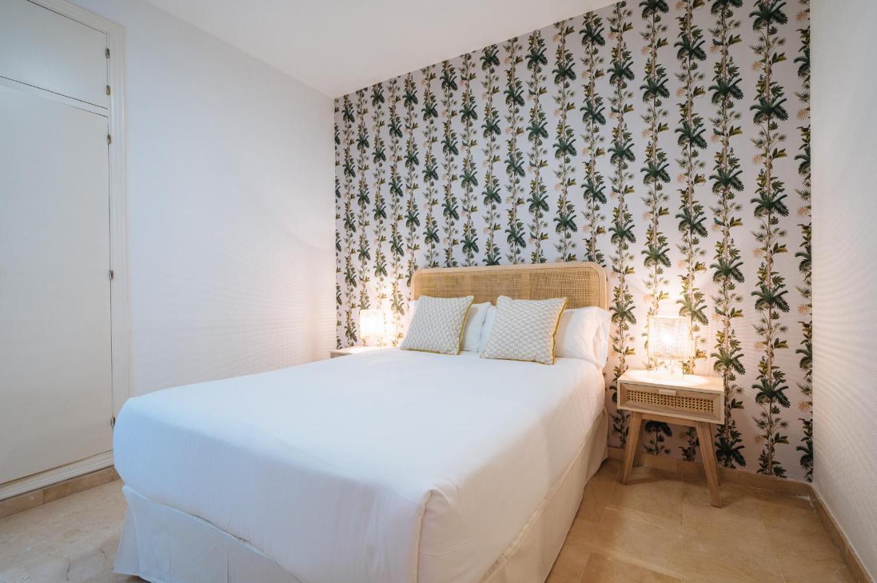 Lirio Suite Apartment - Private Parking Included Sevilha Exterior foto